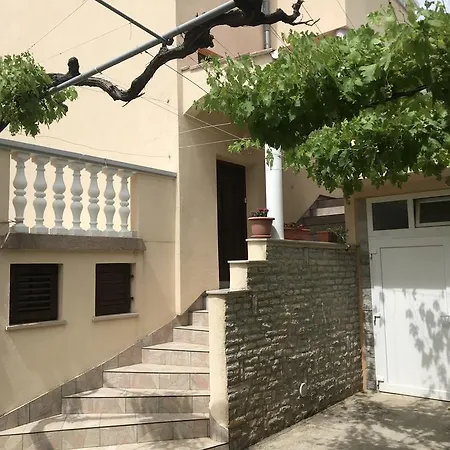 Katica Apartman *